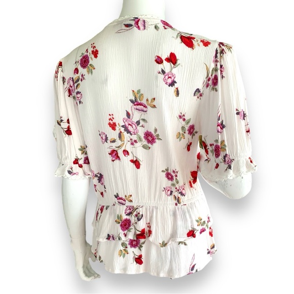 AMERICAN RAG FLORAL PRINT RUFFLE TRIN TOP. WOMEN’S SIZE LARGE - Picture 2 of 7